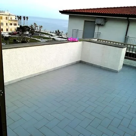 Apartment Sea View *